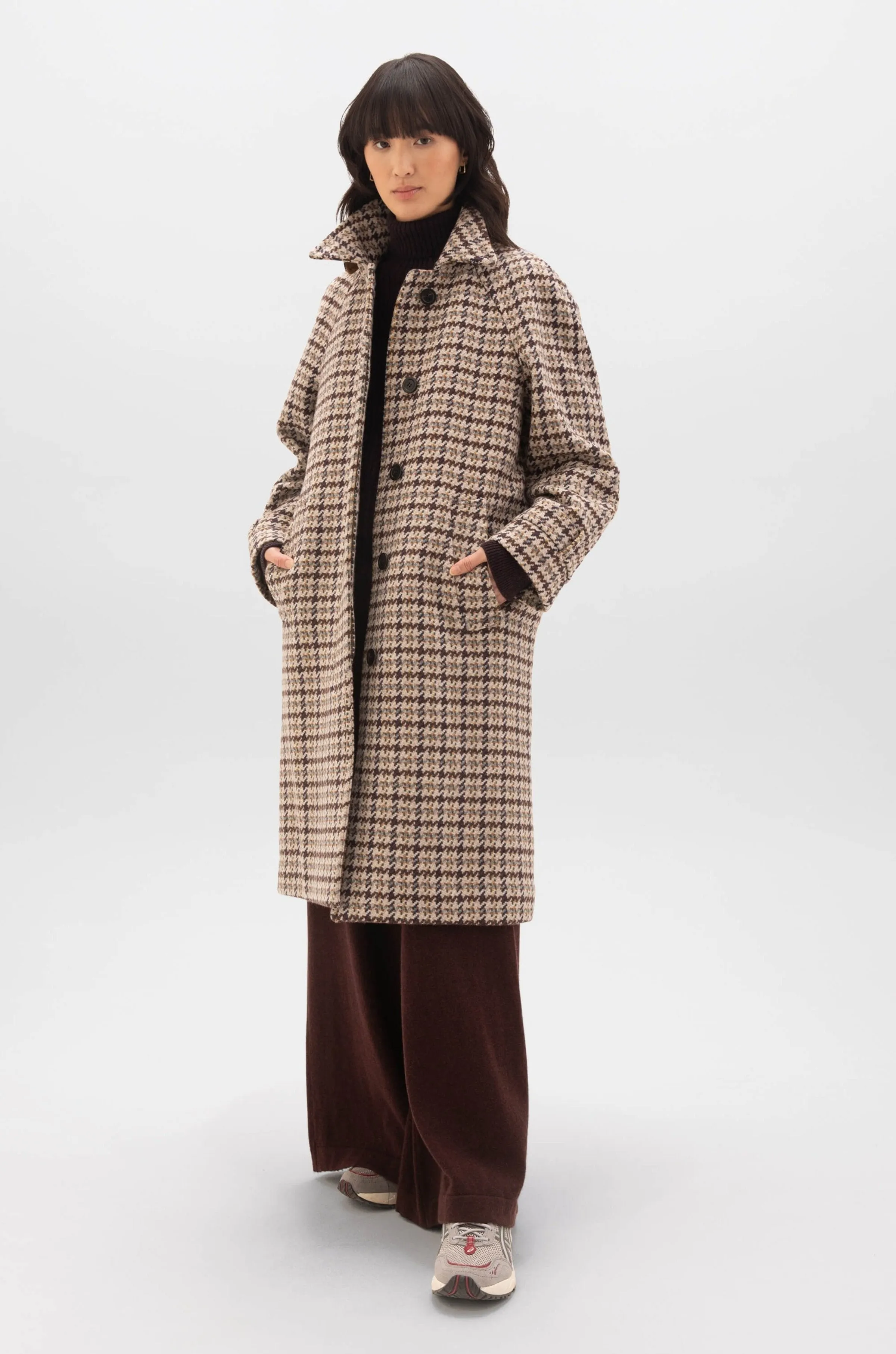 'The Balmacaan' Women's Coat | Blonde Houndstooth